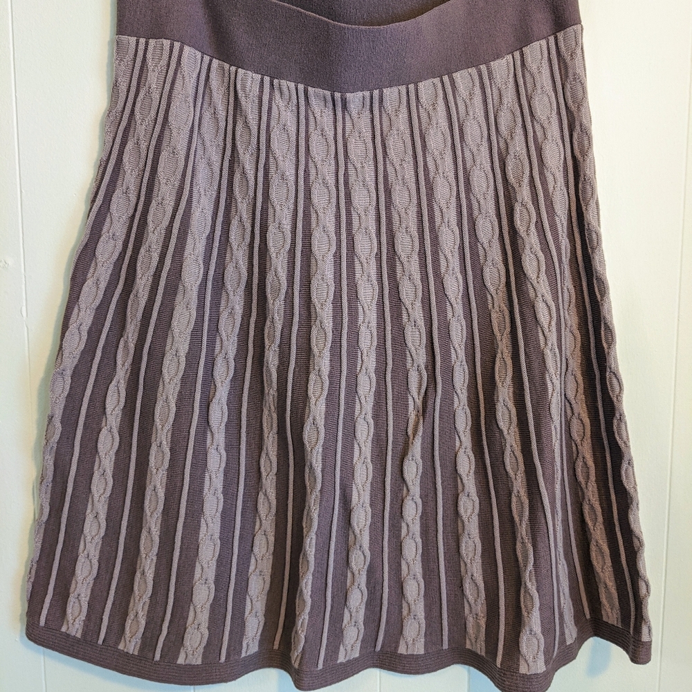 Massimo slip on skirt size large